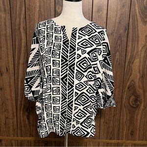 Chico’s Black White Geometric Print Short Dolman Sleeve Blouse Pullover Top Sz 0